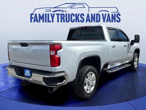 Used 2020 Chevrolet Silverado 2500 LTZ w/ LTZ Plus Package AWD/4WD image 5