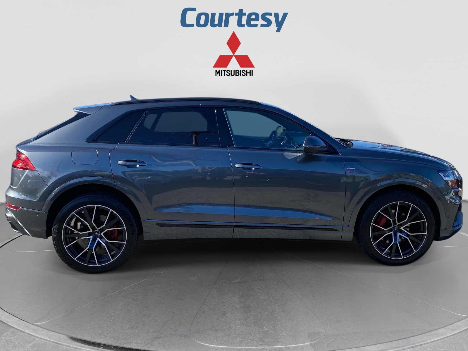 Used 2020 Audi Q8 Premium Plus AWD/4WD image 8