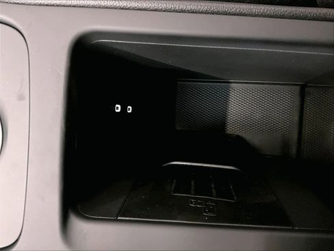 New 2026 Volkswagen Tiguan SE image 23