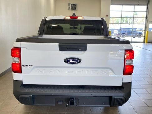 New 2025 Ford Maverick XL w/ Equipment Group 101A image 13