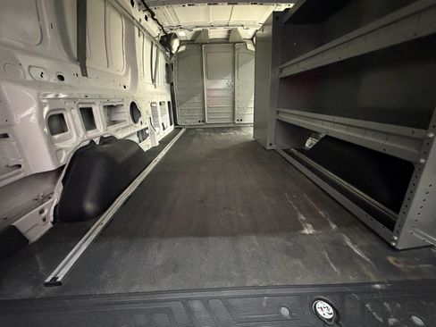 Used 2024 Ford Transit 250 Low Roof w/ Fleet Fuel Economy Package RWD image 27