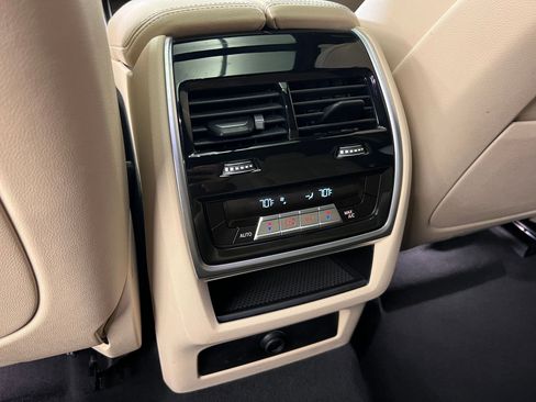 Used 2022 BMW X6 M50i w/ Executive Package image 35