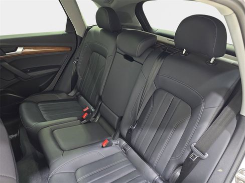 Certified 2023 Audi Q5 2.0T Premium Plus w/ Premium Plus Package image 14