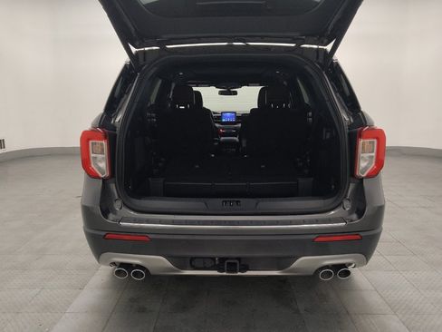 Used 2020 Ford Explorer Platinum image 29