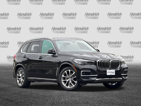 Used 2022 BMW X5 xDrive40i w/ Climate Comfort Package image 2