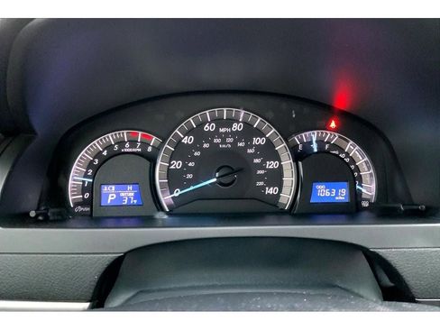 Used 2012 Toyota Camry SE image 22