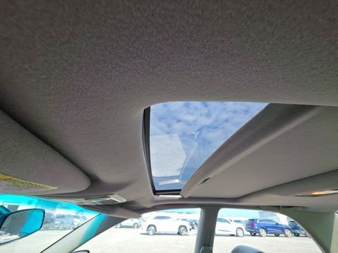 Used 1998 Lexus ES 330 FWD image 12