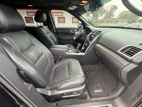Used 2014 Ford Explorer Sport w/ Equipment Group 401A AWD/4WD image 17