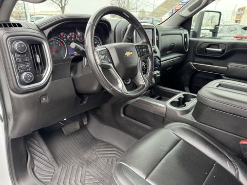 Used 2021 Chevrolet Silverado 2500 LTZ image 25