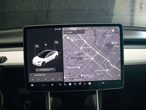 Used 2018 Tesla Model 3 Long Range image 28