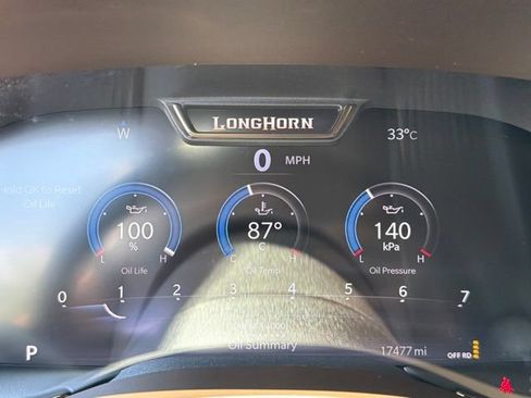Used 2025 RAM 1500 Limited w/ Off Road Group AWD/4WD image 15