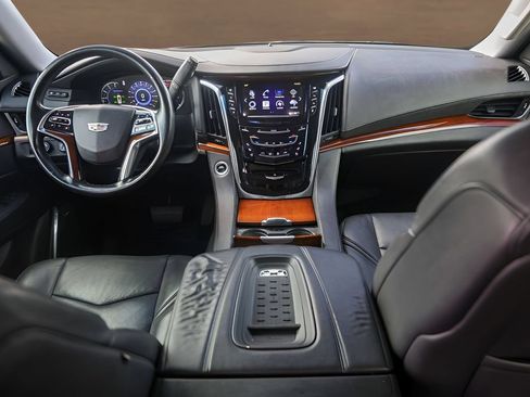 Used 2016 Cadillac Escalade Premium AWD/4WD image 26