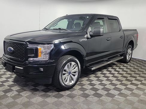 Used 2018 Ford F150 XL w/ Equipment Group 101A Mid AWD/4WD image 10