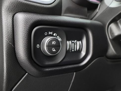 Used 2022 RAM 2500 Laramie AWD/4WD image 44