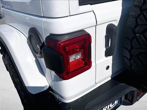 Used 2019 Jeep Wrangler Unlimited Rubicon AWD/4WD image 29
