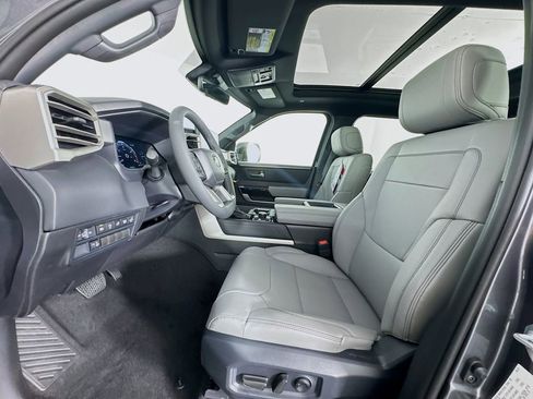 New 2026 Toyota Tundra Limited AWD/4WD image 11