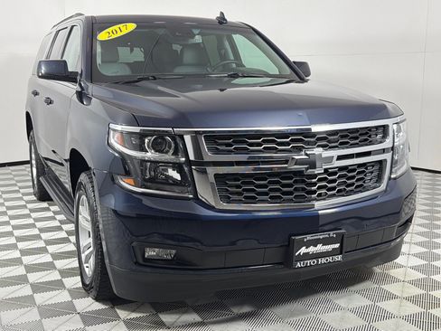 Used 2017 Chevrolet Tahoe LT w/ Luxury Package image 3