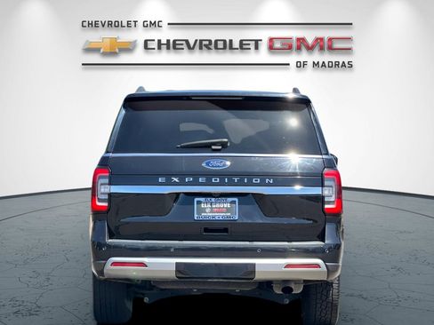 Used 2023 Ford Expedition Limited image 4