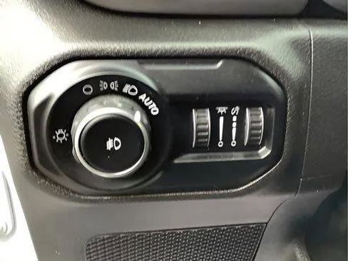 Certified 2020 Jeep Wrangler Unlimited Sport S image 23