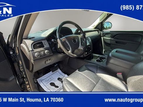 Used 2014 Chevrolet Silverado 2500 LTZ w/ LTZ Plus Package AWD/4WD image 12