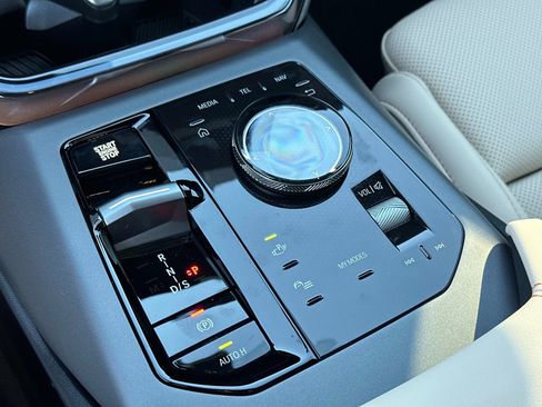 New 2026 BMW X3 xDrive30 w/ Premium Package image 23