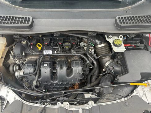 Used 2015 Ford Escape Titanium w/ Equipment Group 301A FWD image 22