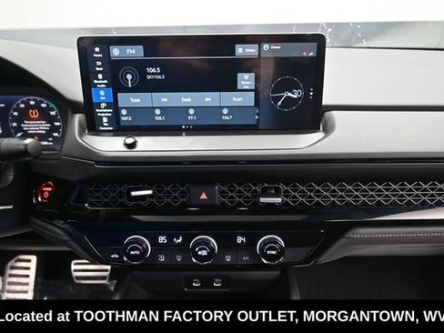 Used 2024 Honda Accord Sport image 17