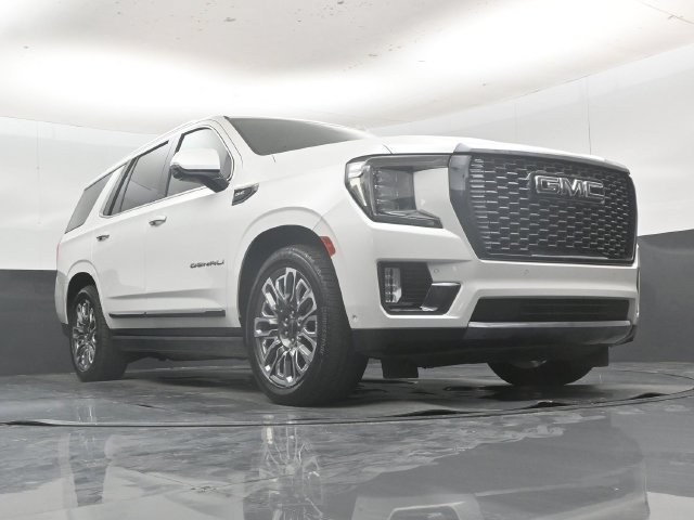 Used 2023 GMC Yukon Denali Ultimate AWD/4WD image 54