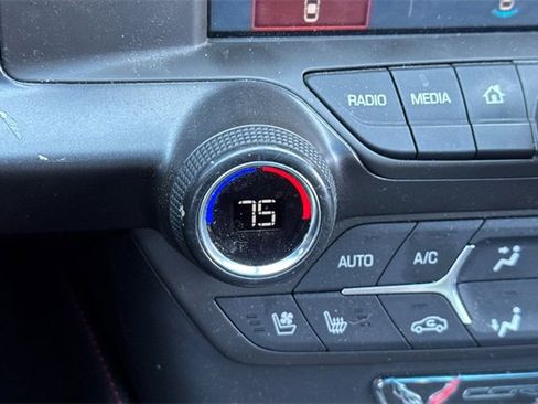 Used 2017 Chevrolet Corvette Stingray Coupe image 23