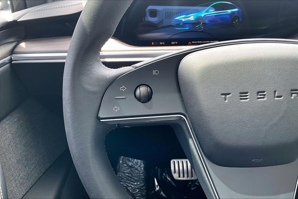 Used 2024 Tesla Model X AWD/4WD image 11