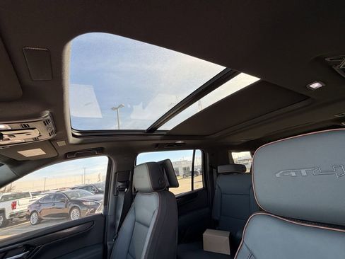 New 2026 GMC Yukon XL AT4 w/ AT4 Premium Plus Package image 17