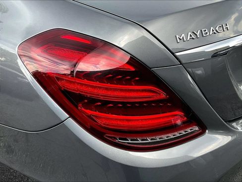 Used 2018 Mercedes-Benz Maybach S 560 4MATIC image 22