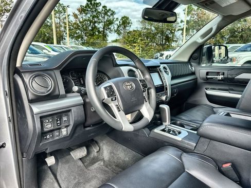 Used 2018 Toyota Tundra Platinum image 10