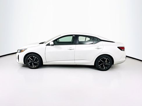Used 2024 Nissan Sentra SV FWD image 4