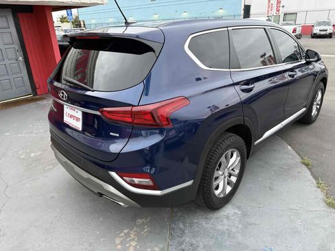 Used 2020 Hyundai Santa Fe SE image 33