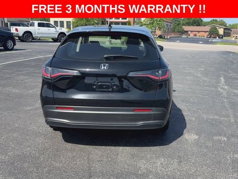 Used 2023 Honda HR-V LX image 7