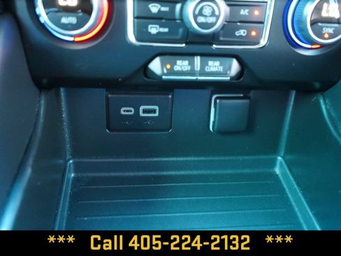 Used 2024 Chevrolet Tahoe LS AWD/4WD image 38
