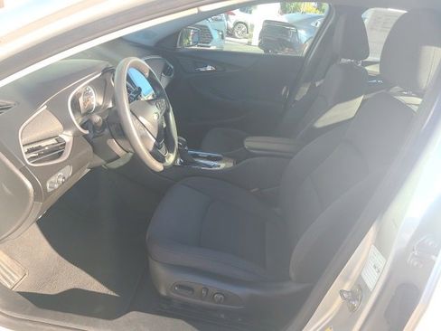 Used 2022 Chevrolet Malibu LT image 16