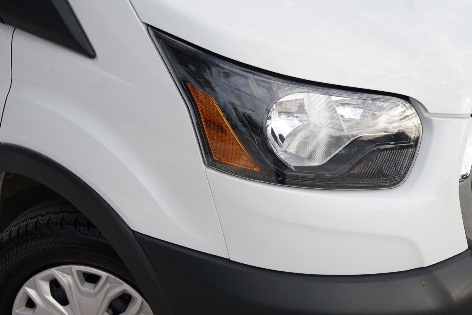 Used 2025 Ford Transit 250 Low Roof w/ Exterior Upgrade Package RWD image 3