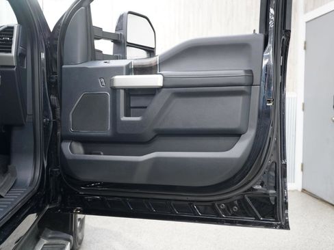 Used 2022 Ford F350 Lariat w/ Lariat Value Package image 33