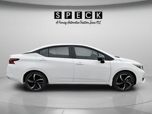 New 2025 Nissan Versa SR w/ Trunk Package FWD image 6