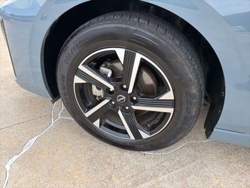 Used 2024 Nissan Sentra SV image 8