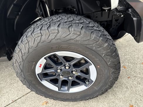 Used 2022 Jeep Wrangler Unlimited Rubicon w/ LED Lighting Group image 15