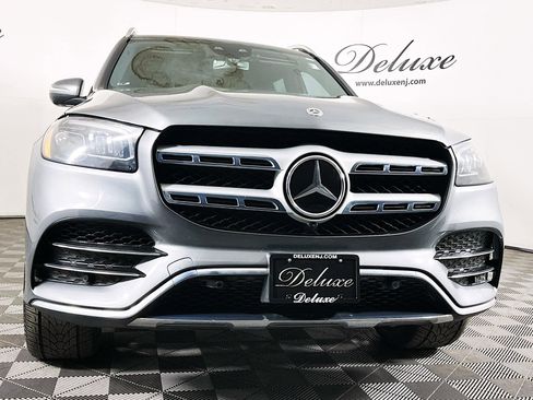 Used 2022 Mercedes-Benz GLS 450 4MATIC w/ AMG Line Exterior image 33