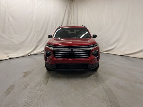 New 2026 Chevrolet Traverse LT w/ LPO, Floor Liner Package image 3