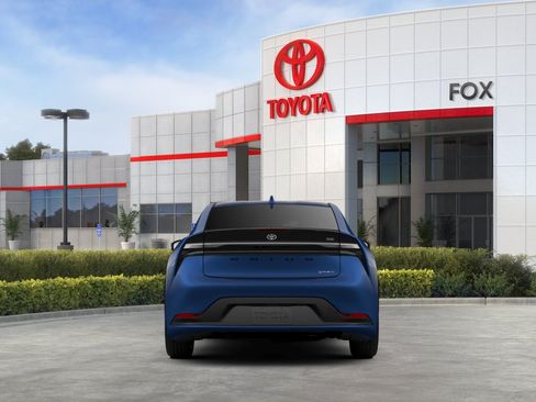 New 2026 Toyota Prius Plug-In Hybrid FWD image 30