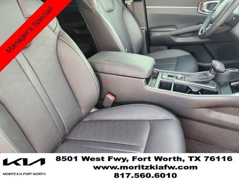 New 2025 Kia Sorento S image 10