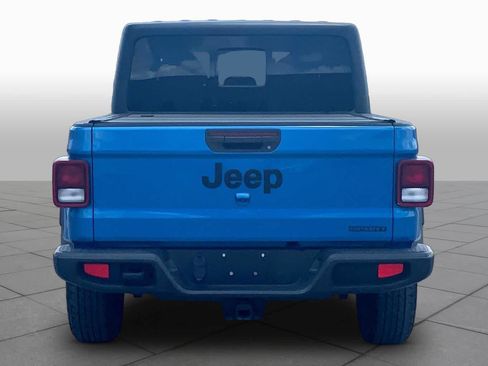 Used 2021 Jeep Gladiator Sport AWD/4WD image 5