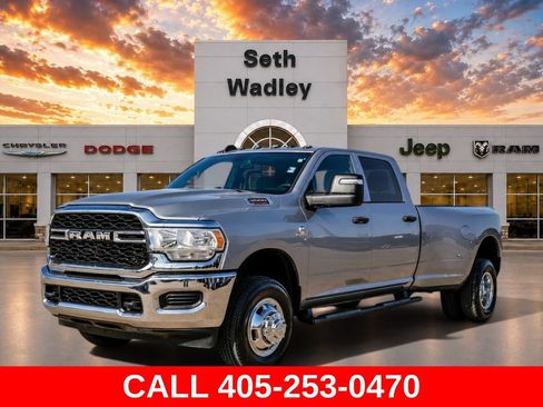 Used 2023 RAM 3500 Tradesman AWD/4WD image 3