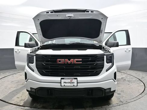 Used 2023 GMC Sierra 1500 Elevation AWD/4WD image 41